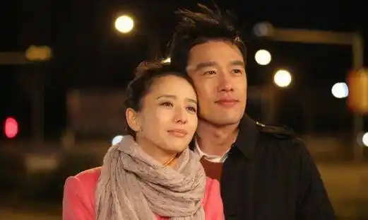 佟丽娅自认与王耀庆很熟,没想到微信被拉黑,说出原因让人笑死_朋友