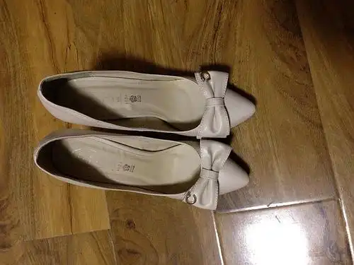 高跟鞋,各种鞋,恋鞋癖,怎么会有这个····看到就买,大部分只穿过