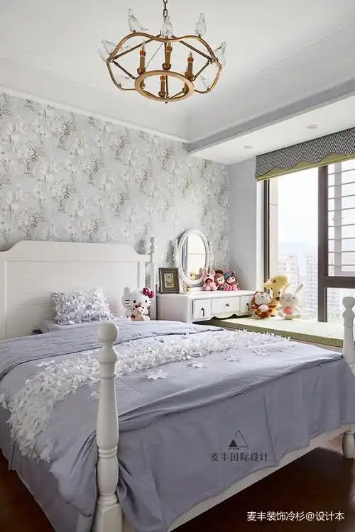 美式轻奢三居儿童房设计