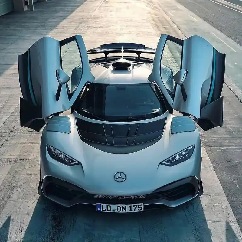 梅赛德斯-amg one 基于f1方程式赛车打造的超跑,采用 - 抖音