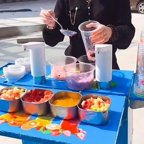 水果新品行功能创业机器冷饮移动冒烟摆摊杯多饮料加工设备