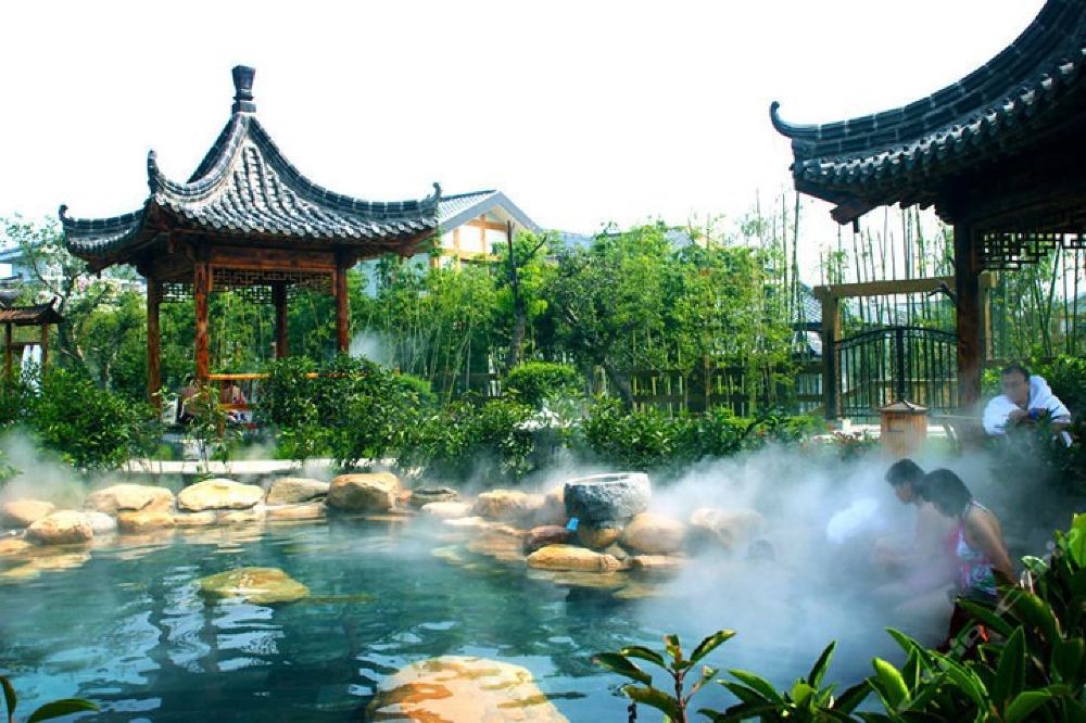 中国山东沂南一日游沂南智圣汤泉沂南智圣汤泉温泉儿童水上乐园一日游